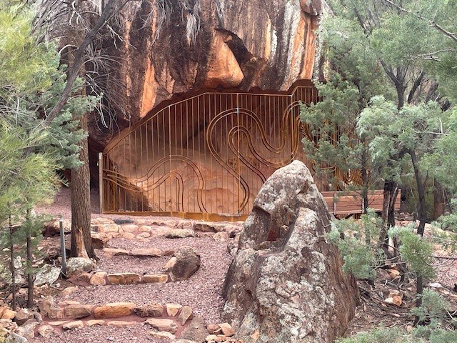 Welcome back to Arkaroo Rock, an ancient treasure in the Flinders Ranges