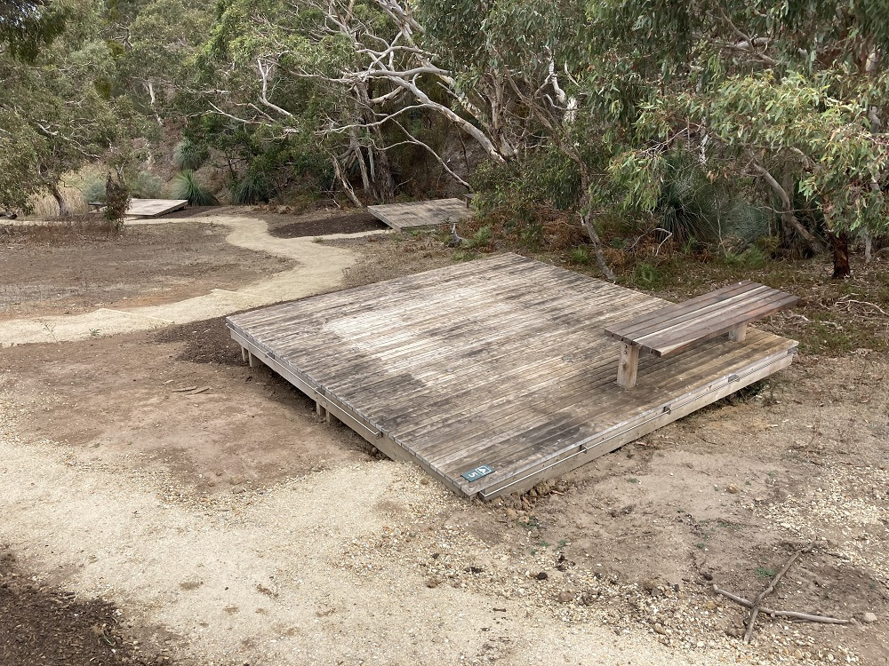 Wuldi Krikin Ngawanthi (Eagle Waterhole Campground)