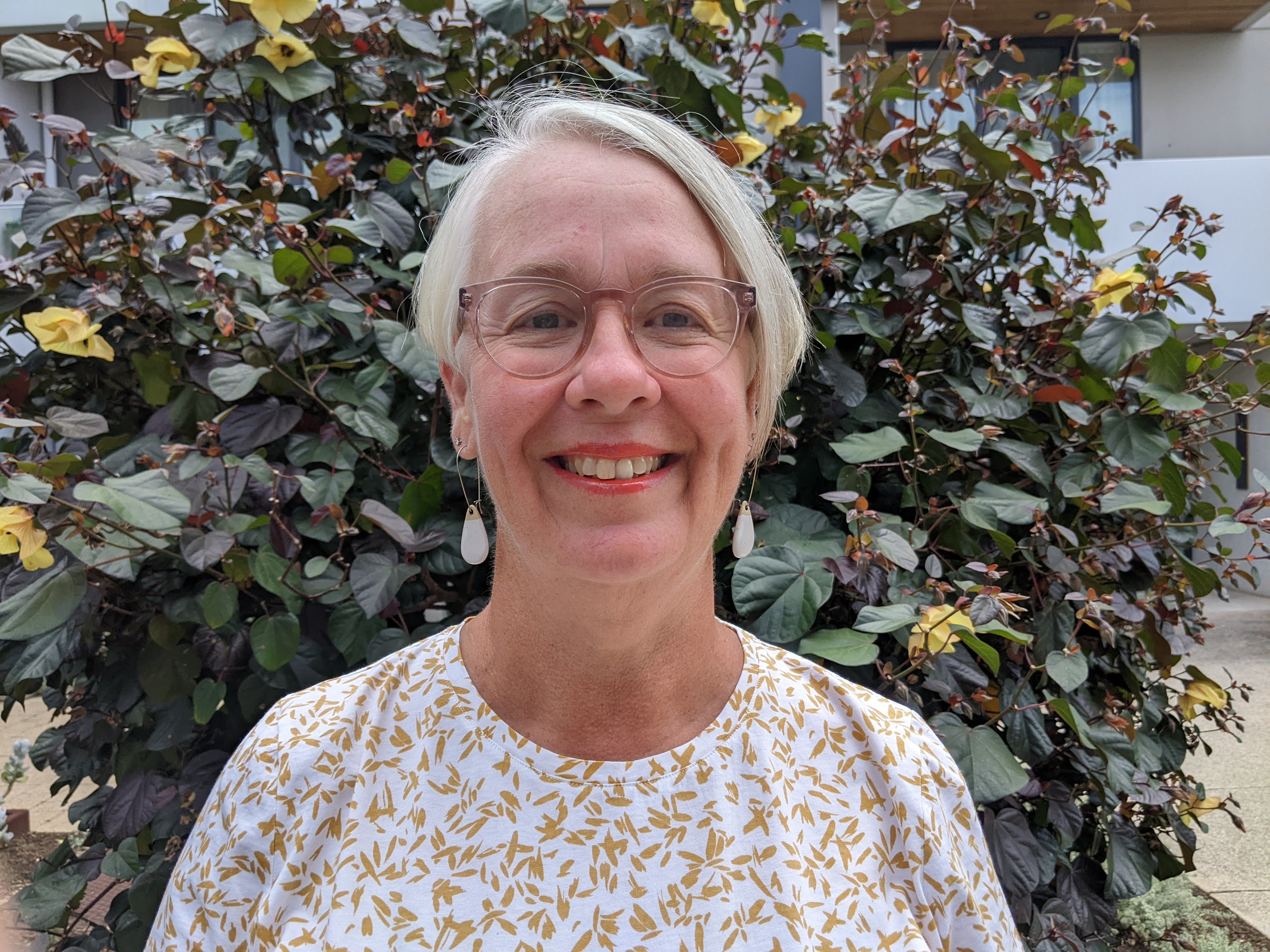 Volunteer Lindy Lawson - portrait photo.