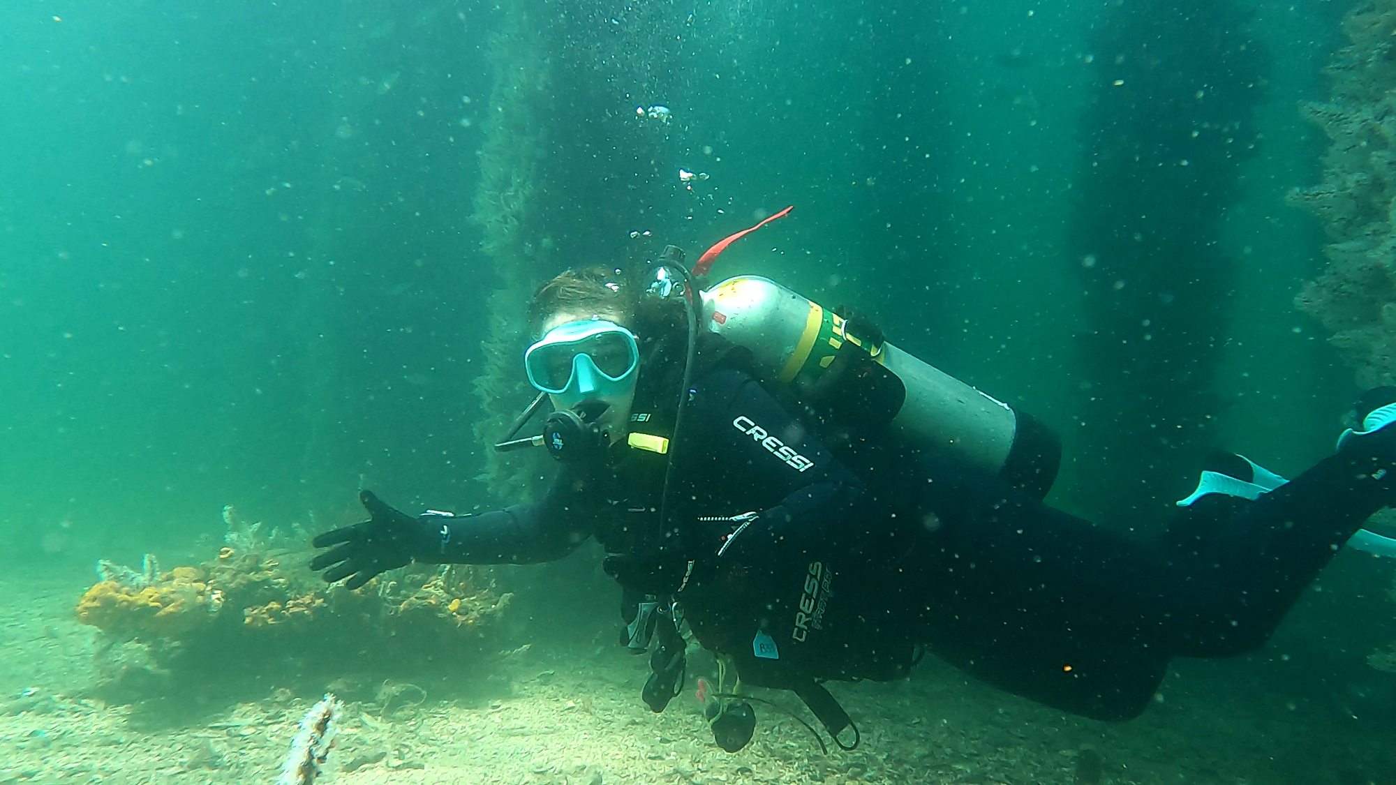 Youth Coastal Ambassadors graduate Eloise scuba diving.