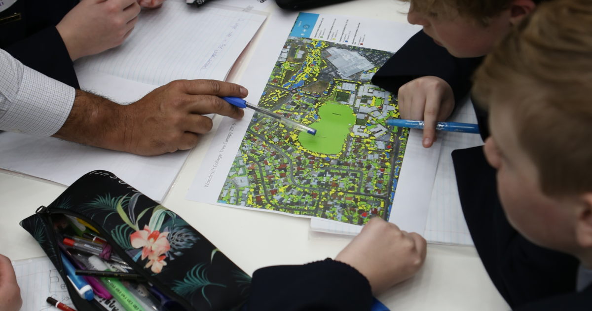 How a free school program is putting sustainability in the spotlight ...