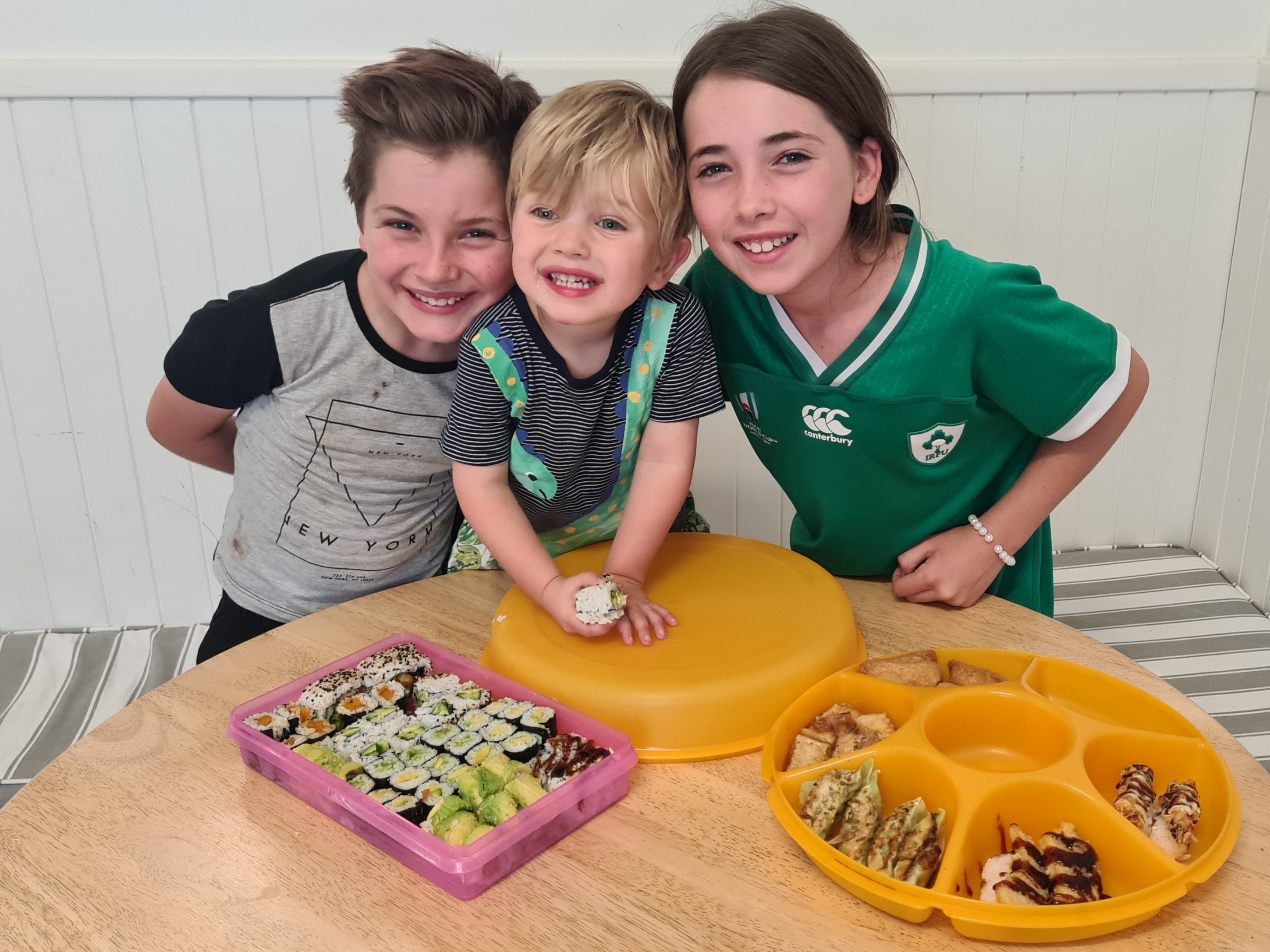 Laura Carrington's children with sushi in reusable containers